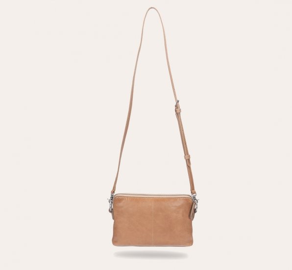 Frye Melissa Straw Crossbody Wristlet - Melissa Straw Crossbody Wristlet - Click Image to Close