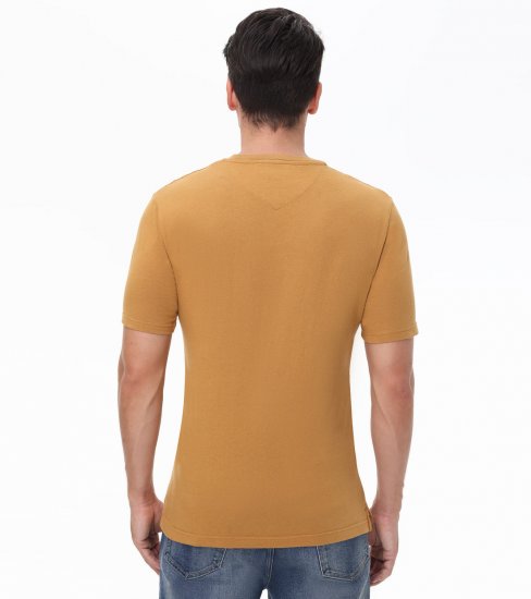 Frye Classic-Fit Crewneck Graphic Tee - Classic-Fit Crewneck Graphic Tee - Click Image to Close