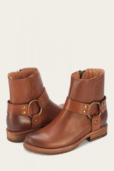 Frye Veronica Harness Short - Caramel - Click Image to Close