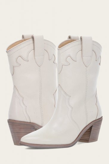 Frye Sara Western Short - Ivory - Click Image to Close