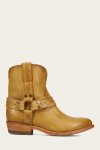 Frye Billy Short Harness - Banana